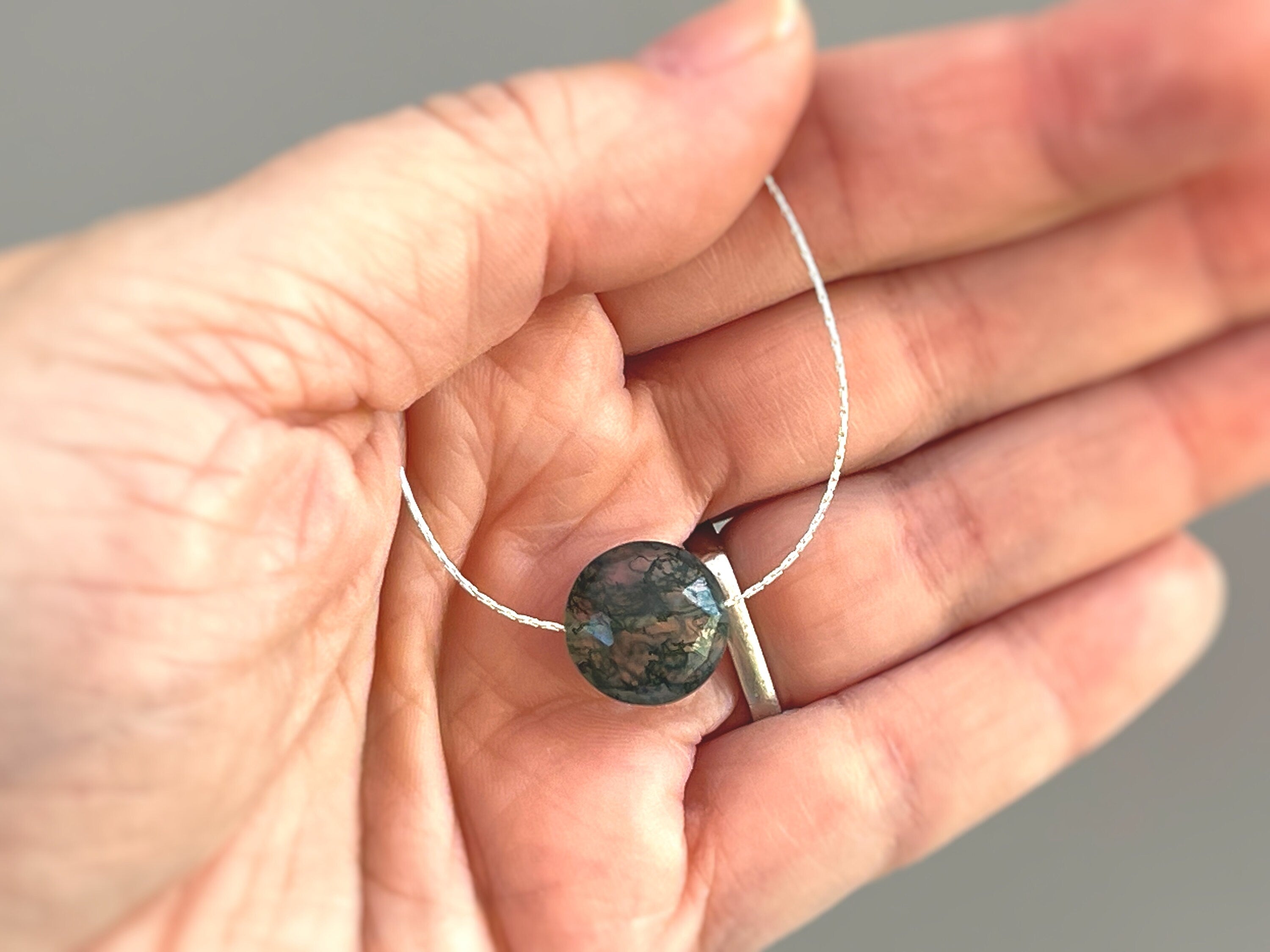 Round Moss Agate necklace gemstone choker necklace for women