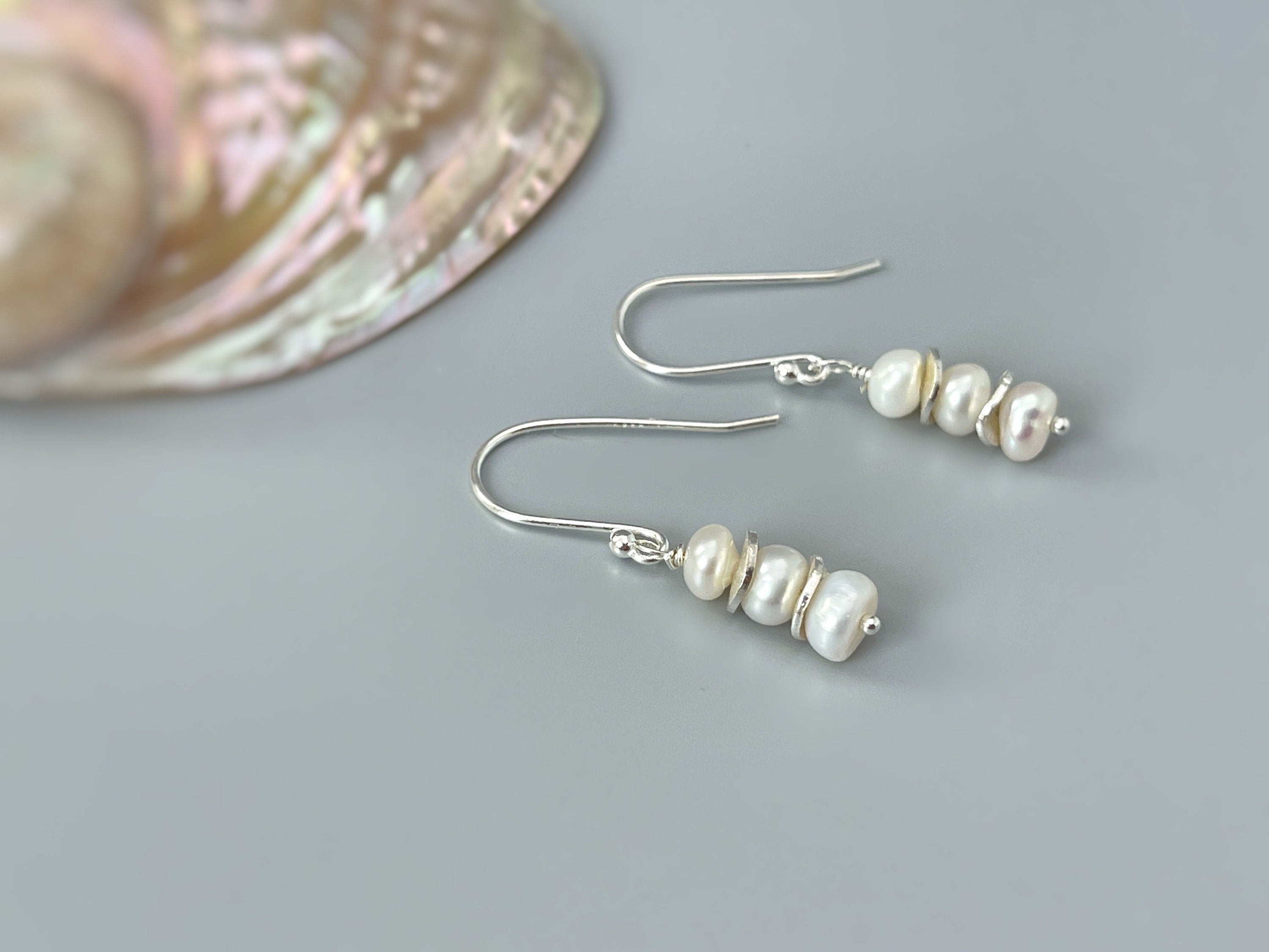 Dainty Pearl drop earrings, 14k Gold, Boho freshwater pearl lightweight earrings