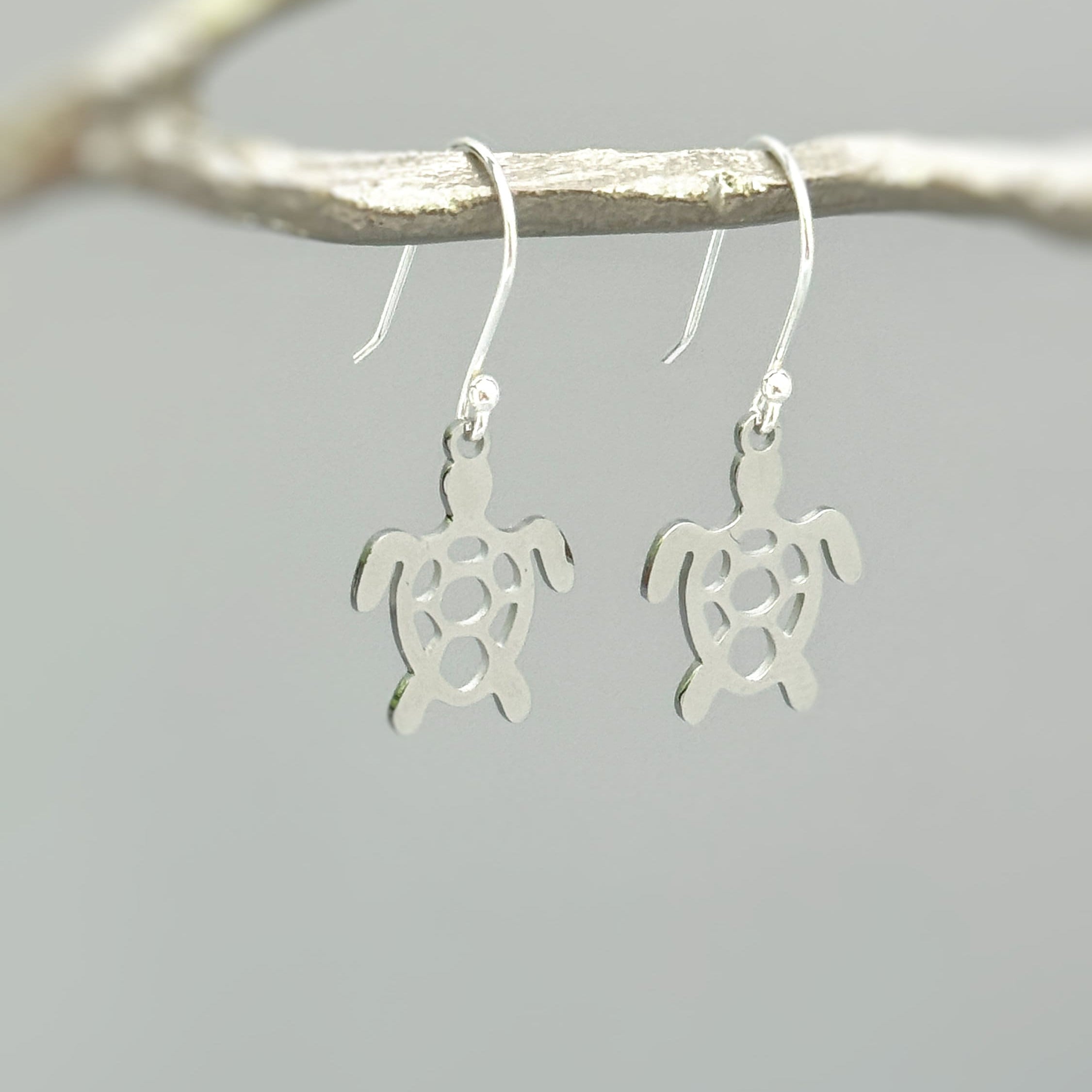 Sea Turtle Earrings dangle Silver