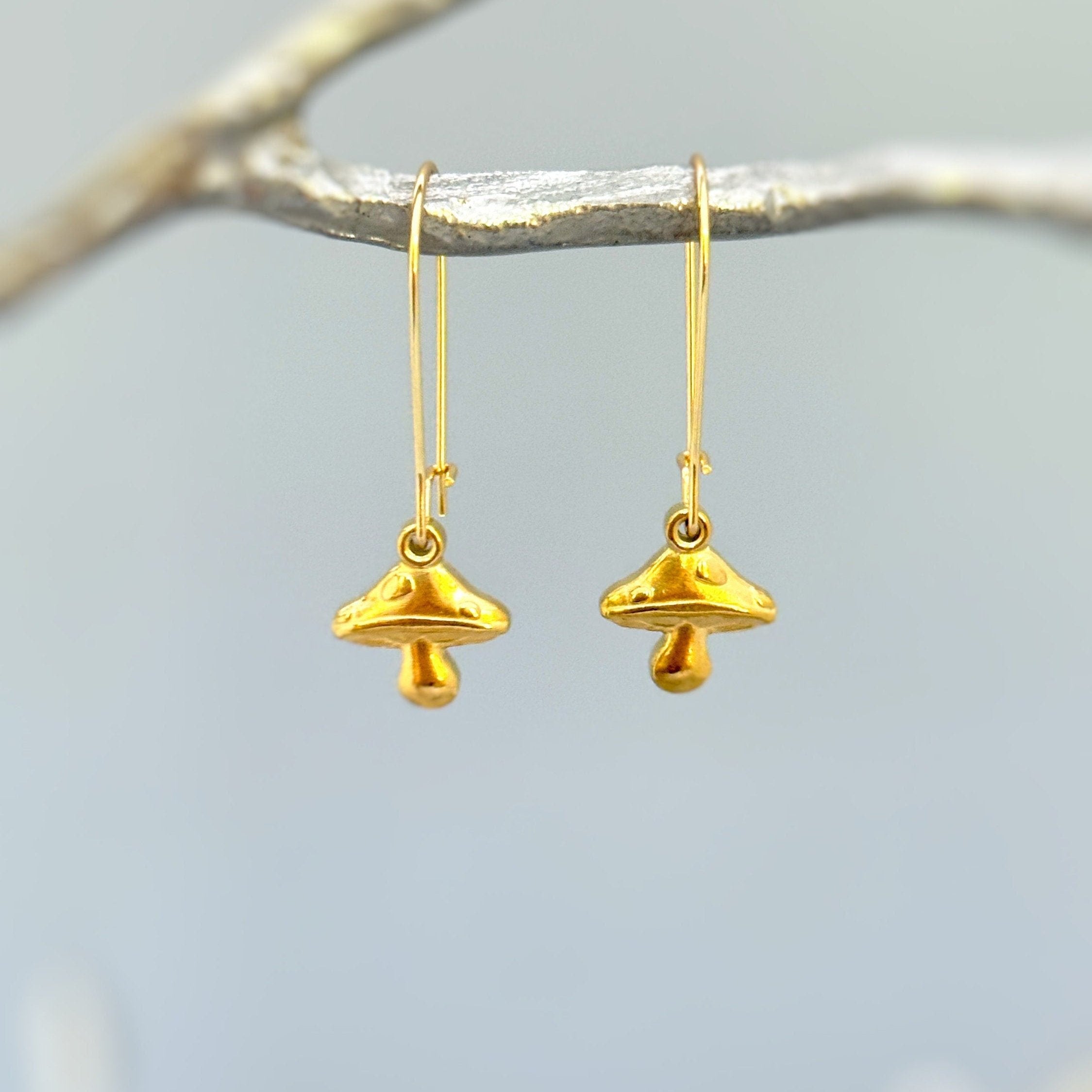 Unique Mushroom dangle Earrings in Silver or Gold. Fun gift for plant lovers. Fun Cottagecore jewelry for nature lovers