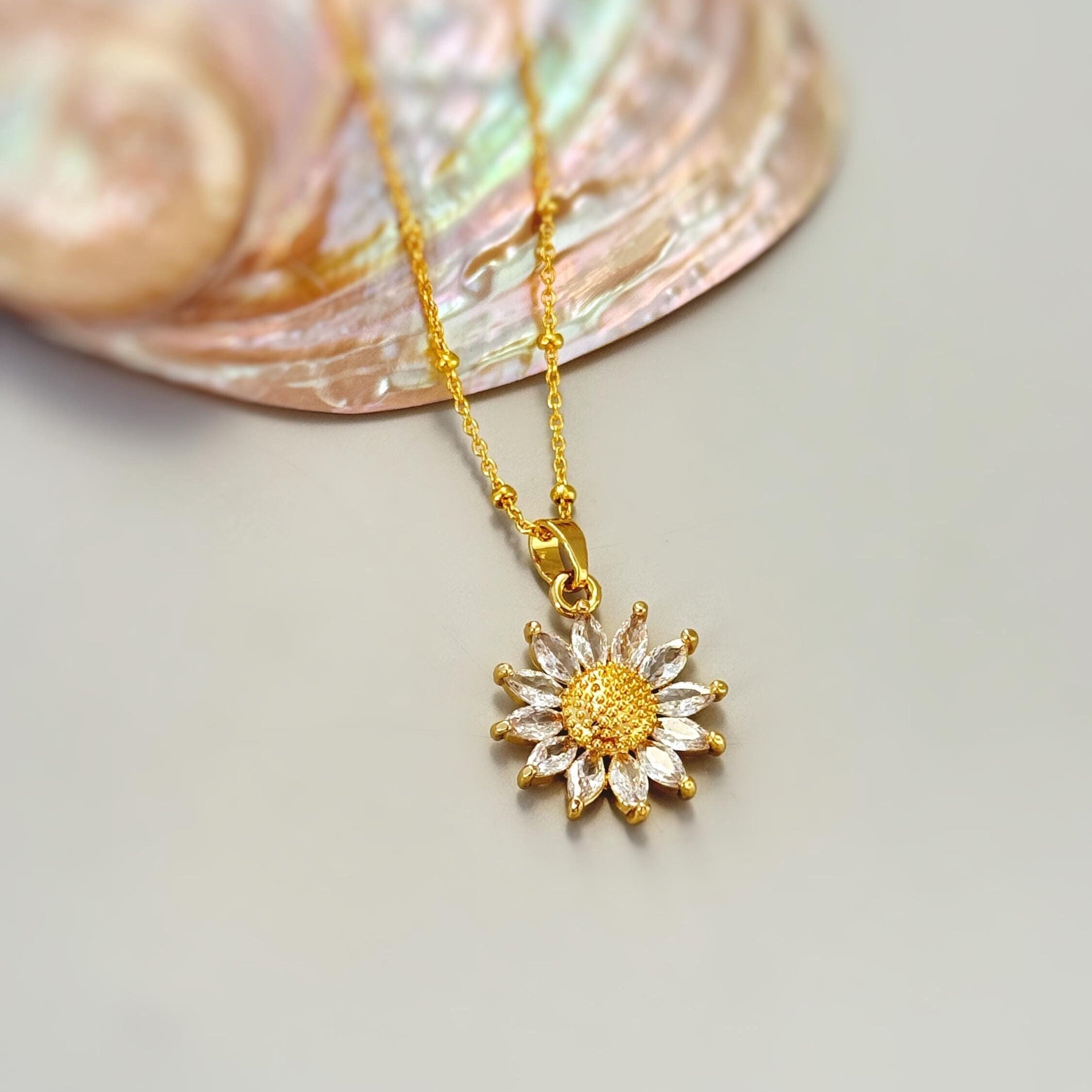 Crystal Sunflower Necklace 18k gold birth flower pendant for women summer jewelry for August, July birthday gift for mom, wife, sister