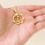 Daffodil Necklace gold, silver birth flower pendant for women summer, spring Birthflower jewelry March birthday gift for gardener mom wife