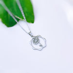 Dasiy Necklace gold, silver birth flower pendant for women spring Birthflower jewelry April birthday gift for gardener mom wife sister