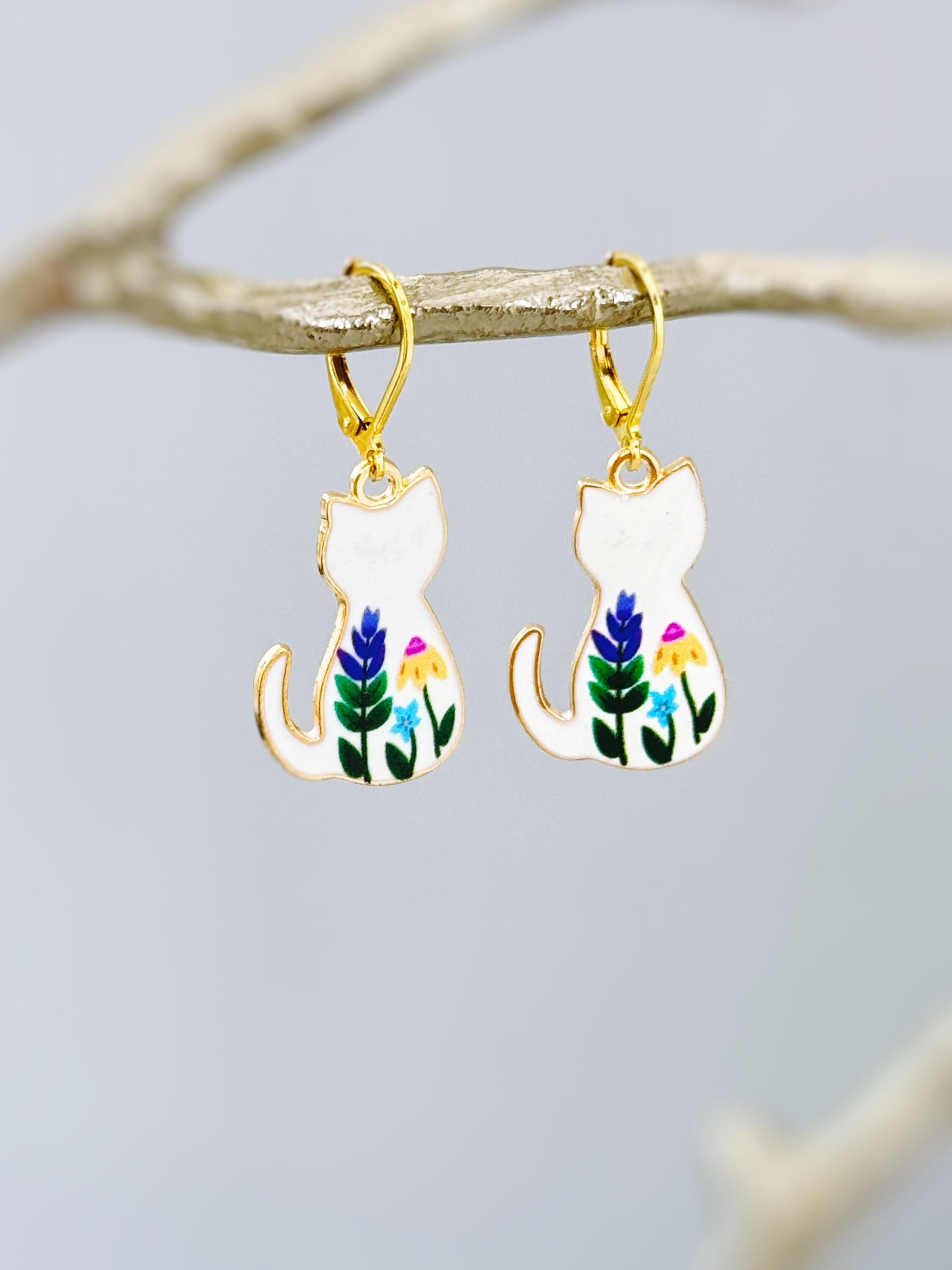 White Cat Earrings dangle cute Cat Jewelry, Gold Leverbacks, white floral flower Earrings style Cat Lover Gift for gardeners, moms, vets bff