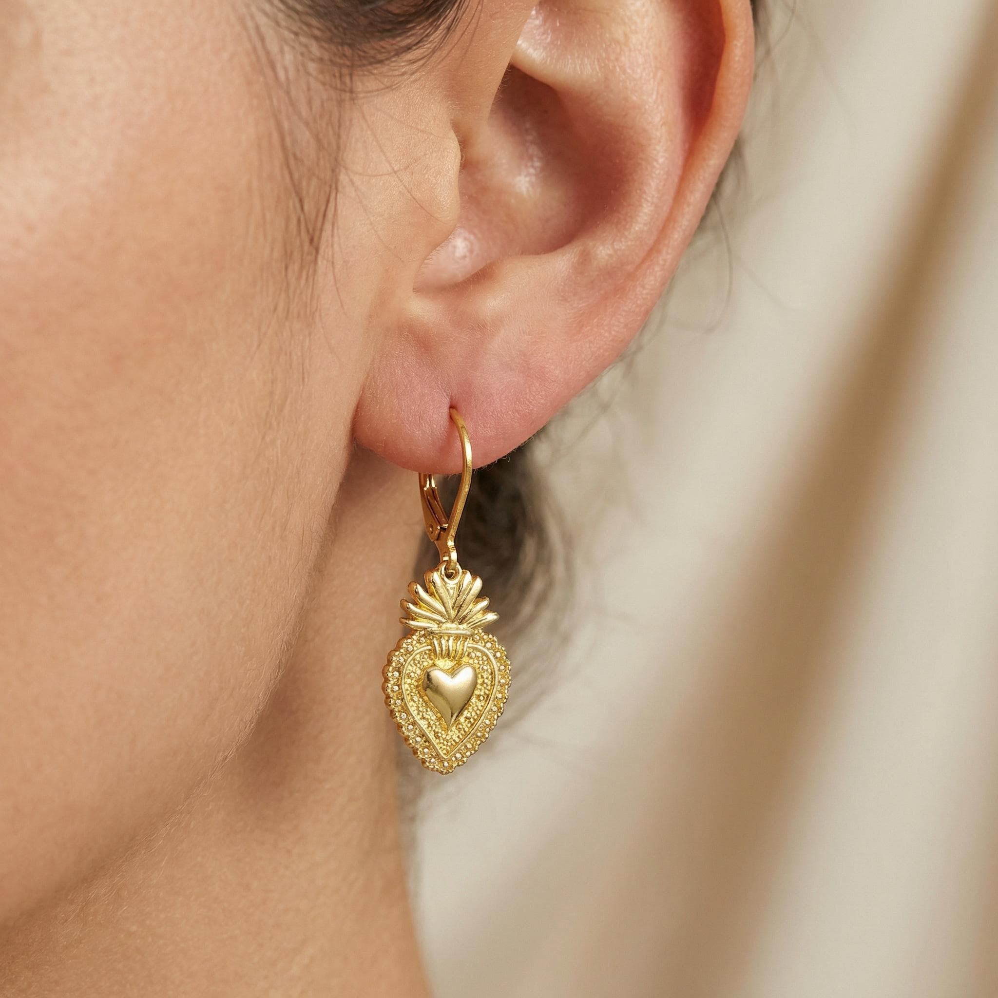 Sacred Heart Earrings Gold, Silver Dangle religious faith jewelry for women Christian Jewelry, Catholic Faith Confirmation Gift for her