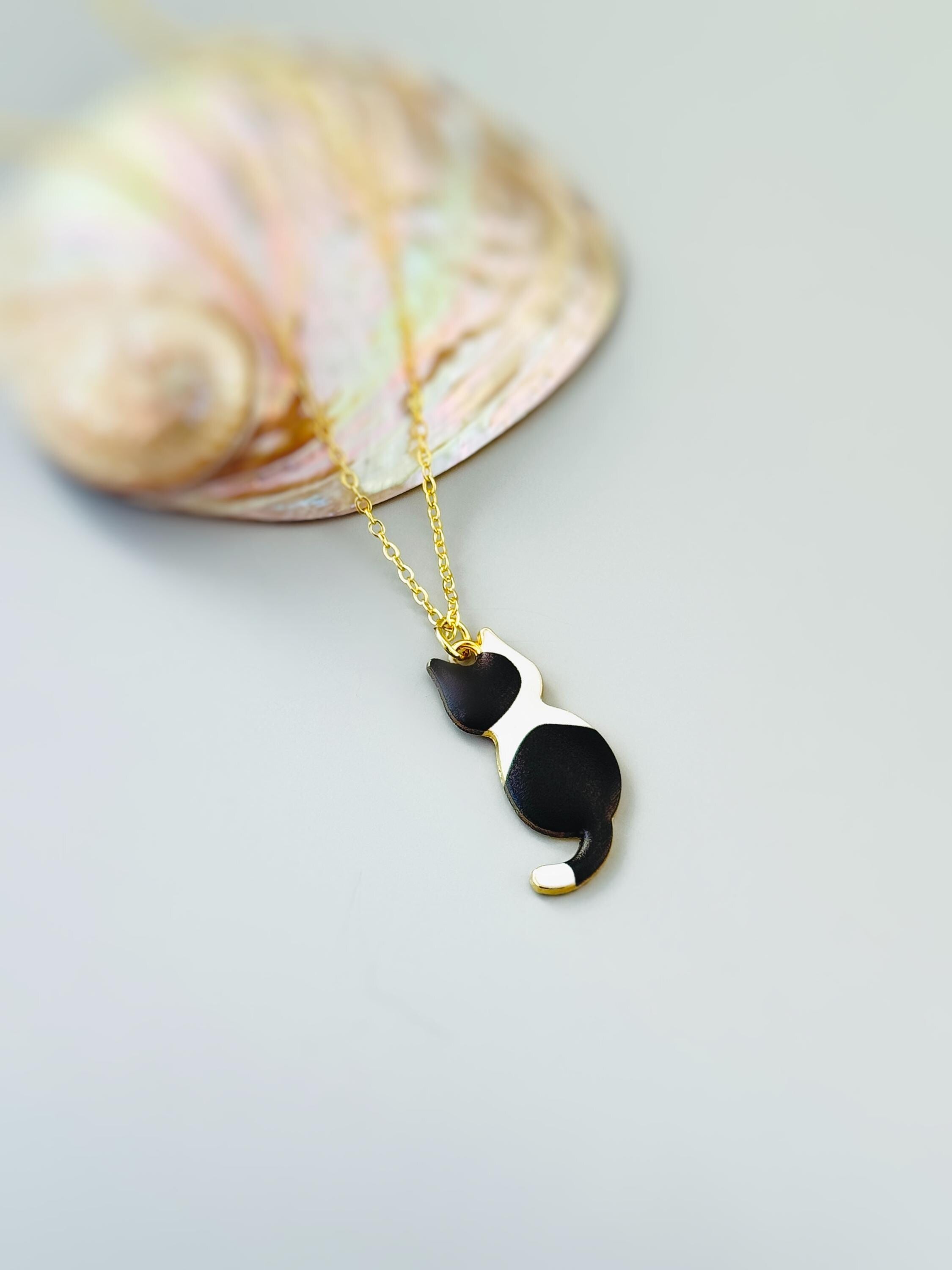 Cat Necklace Gold Cute Cat Jewelry pendant for women, Blue Porcelain Chinoiserie style Cat Lover Gift for moms, veterinarians, vet techs