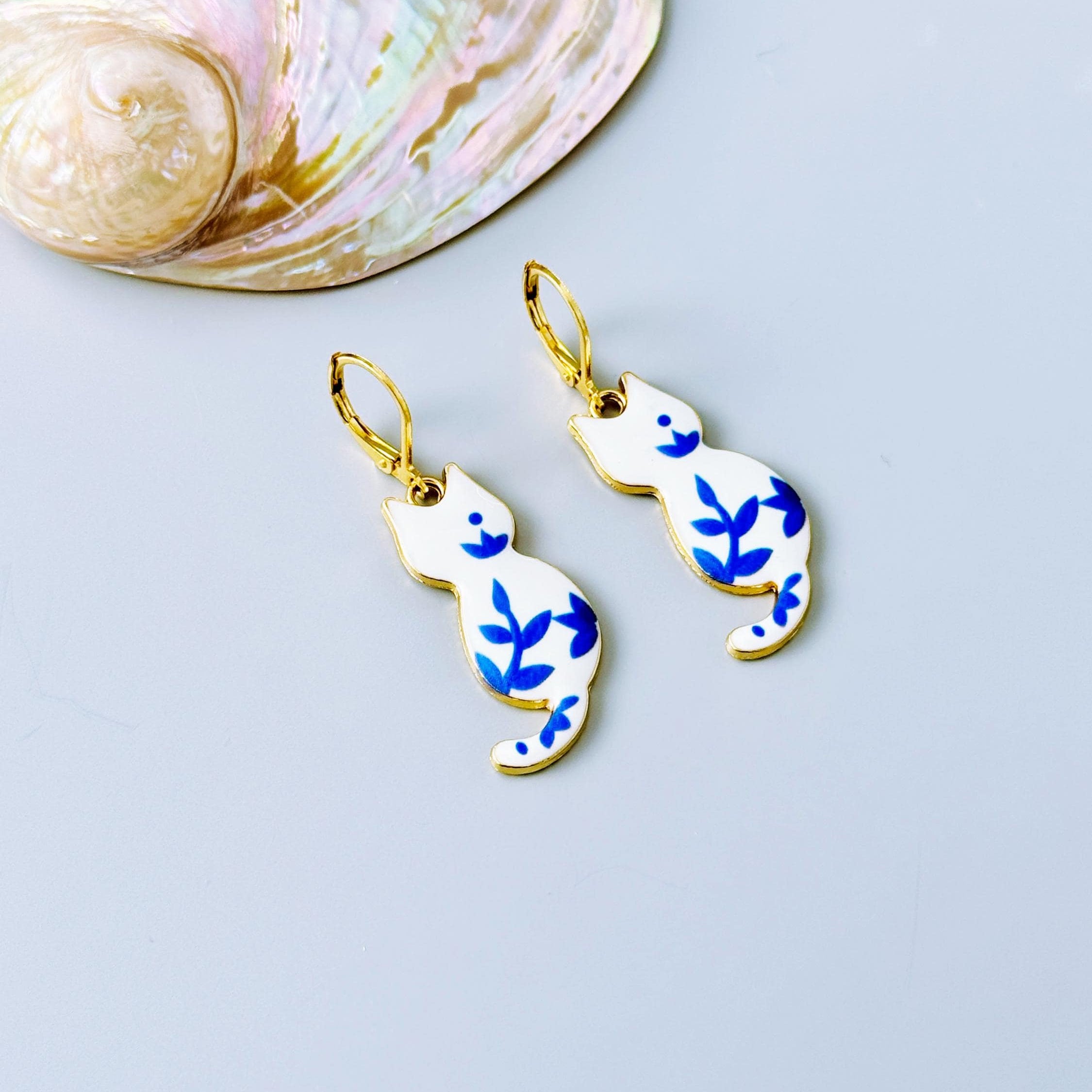 White Cat Earrings gold dangle Cat Jewelry, Gold Leverbacks, Blue Porcelain Earrings Chinoiserie style Cat Lover Gift for veterinarians, vet