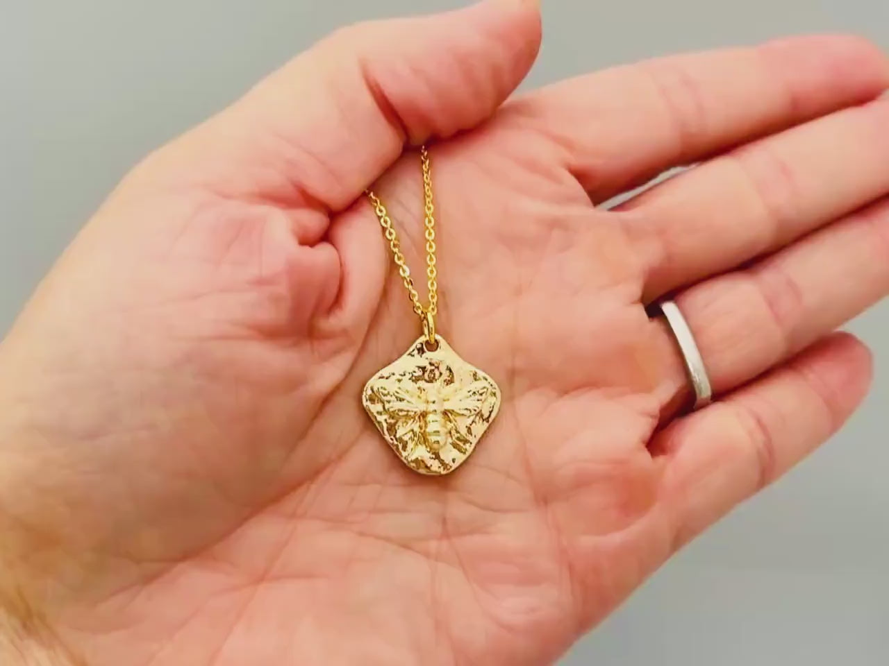 Honey Bee Necklace 18k gold pendant for women statement summer jewelry great gift for gardener nature lover wife girlfriend mom bff daughter