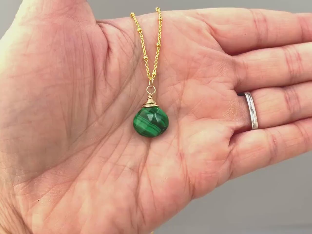 Facetted Malachite Necklace Gold