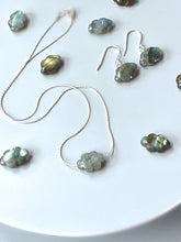 Load image into Gallery viewer, Labradorite Cloud Necklace floating gemstone Solitaire Necklace
