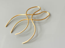 Load image into Gallery viewer, Waves Silver Hair Pin, Gold hair pin, Minimalist, modern metal hair pins