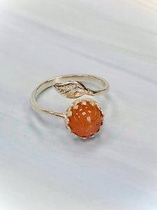 Sunstone Leaf Ring, Sunstone Ring, Botanical jewelry collection