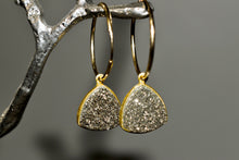 Load image into Gallery viewer, Sparkling Druzy Hoop Earrings Minimalist Modern Druzy Hoops