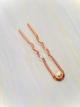 Load image into Gallery viewer, Rose Gold hair pin Swarovski Pearl Hair Pin, Wedding Hair Pin Bridal Hair Pin