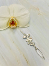 Load image into Gallery viewer, Elegant Silver Marquis Quartz Orchid necklace