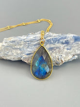 Load image into Gallery viewer, Labradorite Necklace 14k gold, Large Gemstone Pendant Handmade Labradorite Jewelry Blue Iridescent Crystal necklace for woman