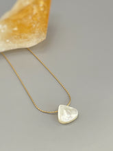 Load image into Gallery viewer, Mother of Pearl Necklace Handmade Summer jewelry for beach wedding