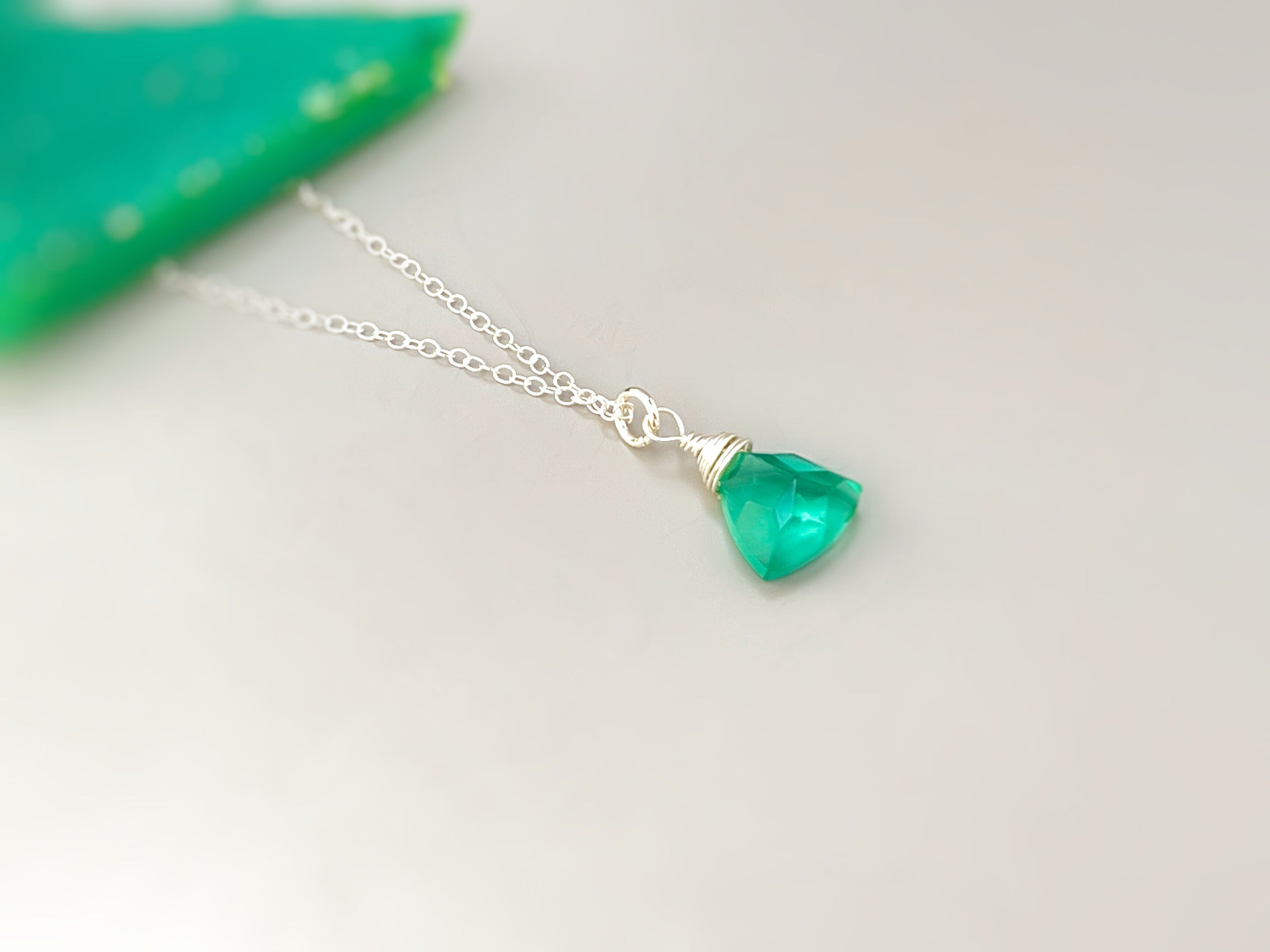 Emerald Green Necklace Handmade pendant 14k gold fill, Rose Gold, Sterling Silver green gemstone quartz Jewelry layering necklace for women